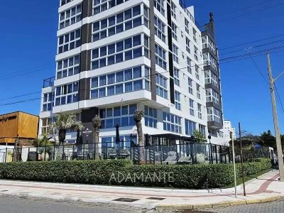 Apartamento com 3 Suítes Vista Mar na Praia Brrava