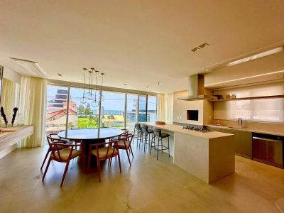 Apartamento Decorado com 4 Suítes no Le Blanc Praia Brava