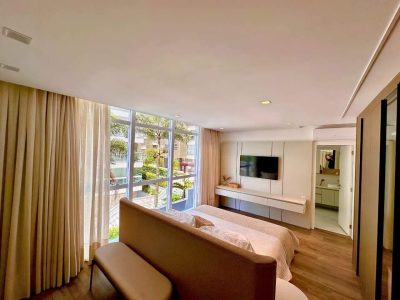 Apartamento Decorado com 4 Suítes no Le Blanc Praia Brava