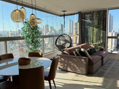 Apartamento à Venda, 2 Quartos, 2 Suítes, 3 Vagas, Fazenda - Itajaí/Sc
