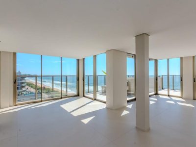 Cobertura Duplex Frente Mar com 4 Suítes na Praia Brava