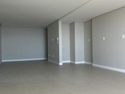 Apartamento à Venda, 3 Quartos, 3 Suítes, 2 Vagas, Praia Brava de Itajaí - Itajaí/Sc