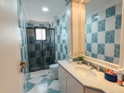 Apartamento com 3 Quartos no Centro de Itajaí