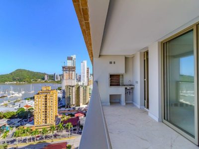 Apartamento com 3 Suítes no Soho Art Residences em Itajaí/Sc
