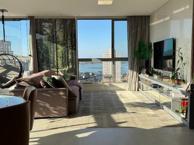 Apartamento à Venda, 2 Quartos, 2 Suítes, 3 Vagas, Fazenda - Itajaí/Sc