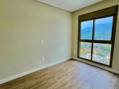 Apartamento à Venda com 3 Quartos no Lotisa Classic na Fazenda