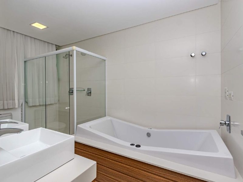 Apartamento a 100M do Mar no Luar Biasa em Balneário Camboriú