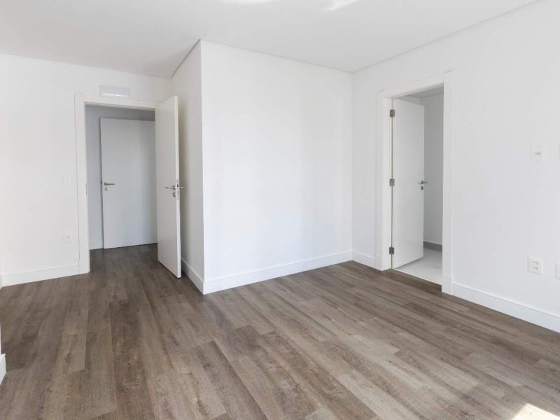 Apartamento com 4 Suítes no Le Blanc Praia Brava