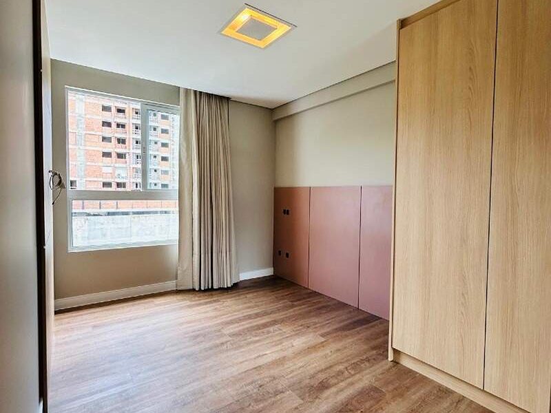 Apartamento Mobiliado no Duo Praia Brava