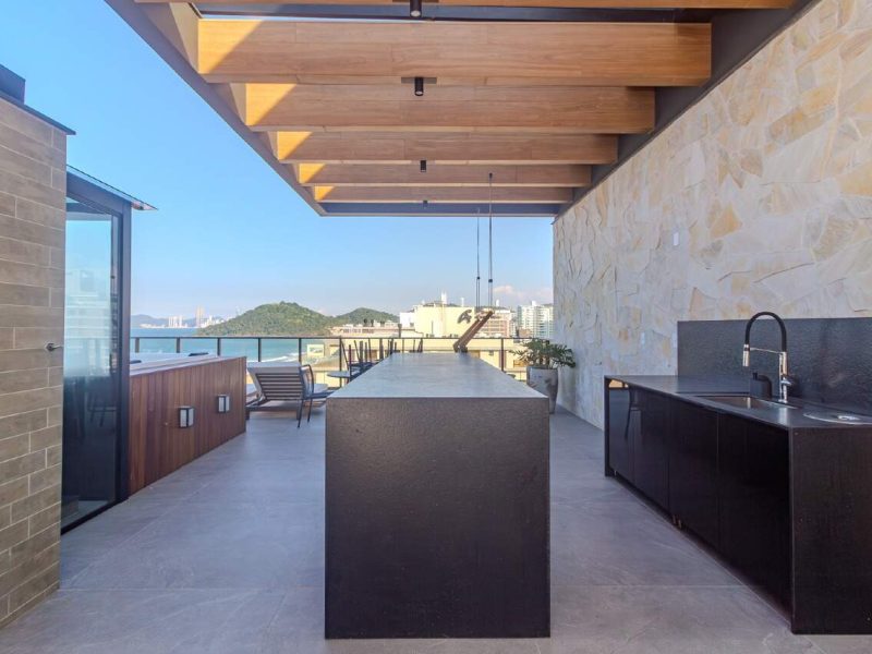 Apartamento Vista Mar no Sunrise Praia Brava