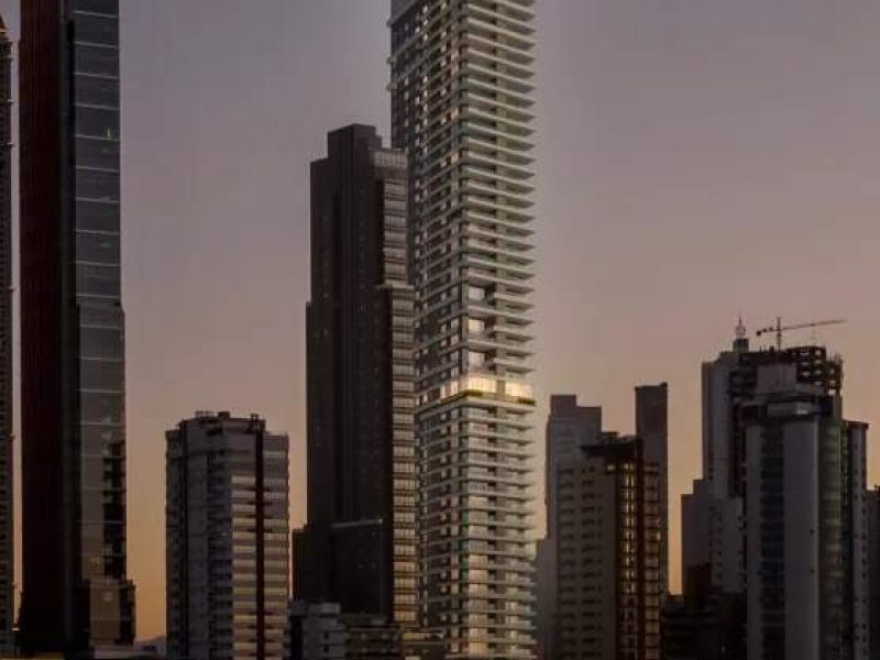 Apartamento Frente Mar no Hyde 4312 em Balneário Camboriú