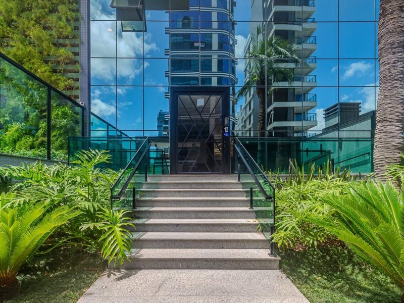 Cobertura Duplex Mobiliada na Praia Brava em Itajaí/Sc