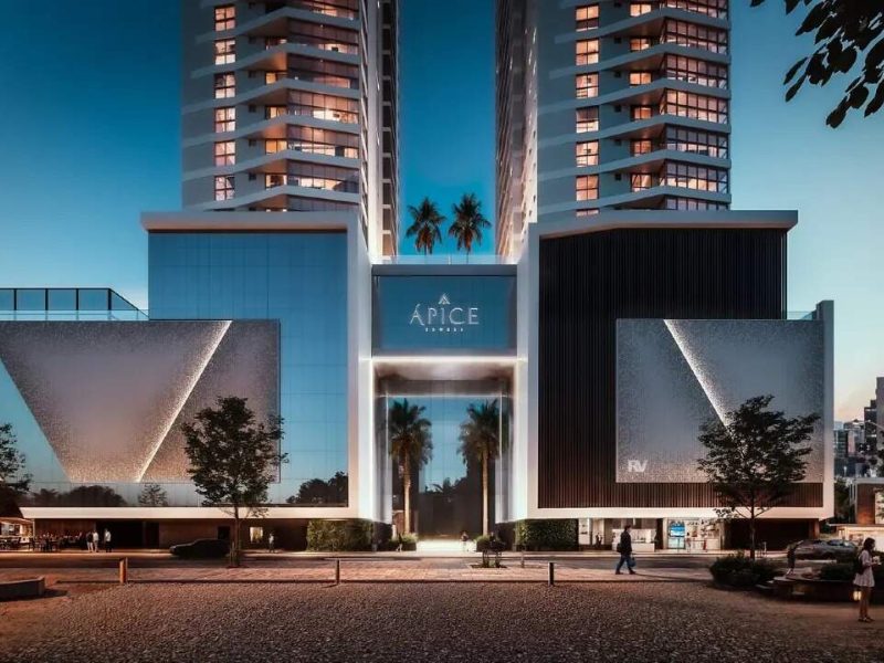 Apartamento com 4 Suítes em Balneário Camboriú