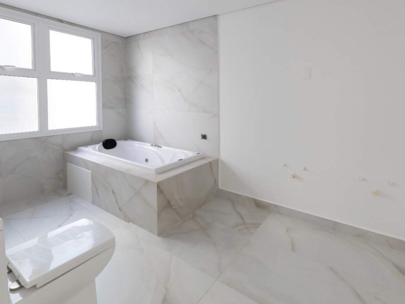 Apartamento com 4 Suítes no Le Blanc Praia Brava