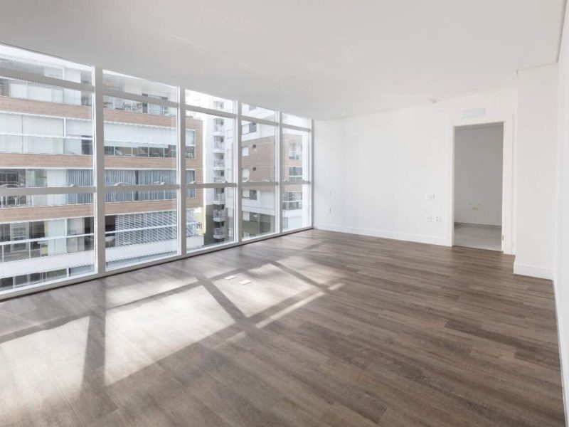 Apartamento com 4 Suítes no Le Blanc Praia Brava