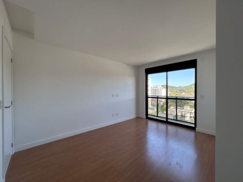 Apartamento à Venda no Brava Select