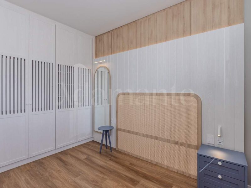 Apartamento com 3 Suítes e Piscina Privativa na Praia Brava