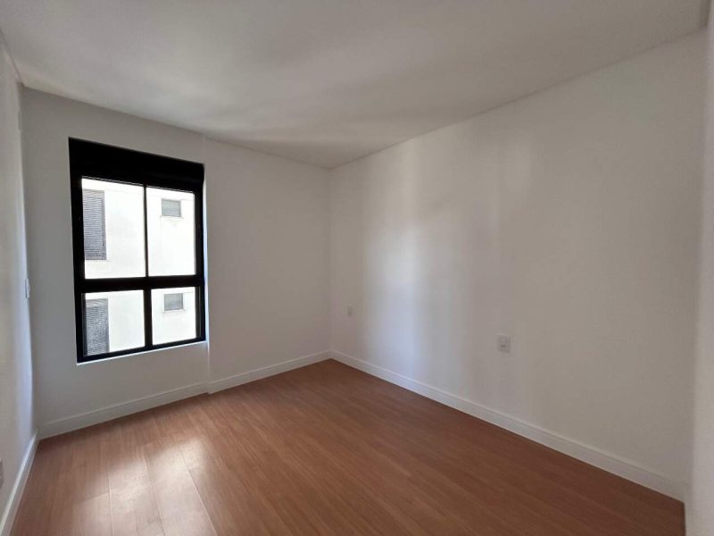 Apartamento à Venda no Brava Select